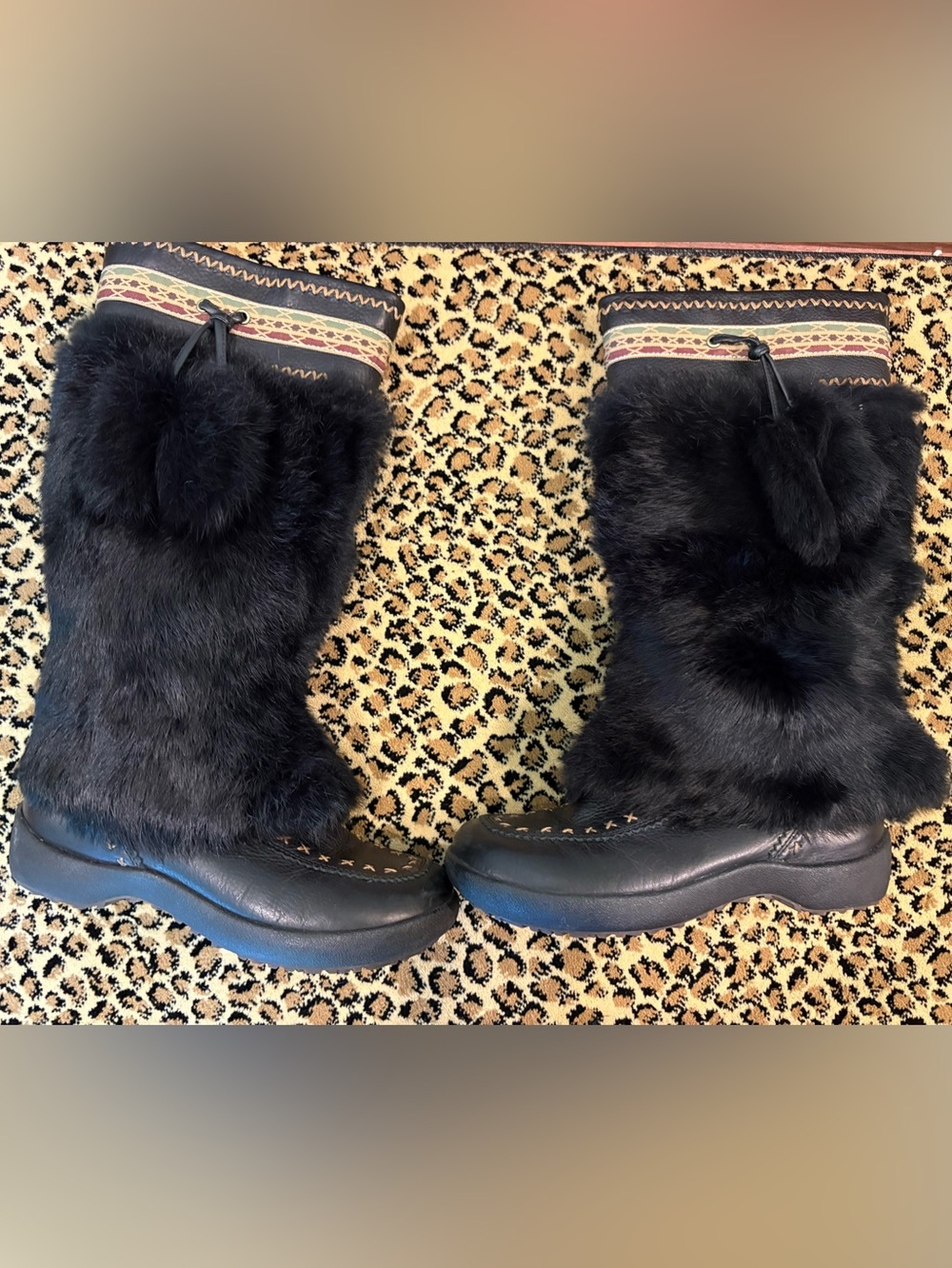 Blondo rabbit fur Apres Ski boot size 7.5